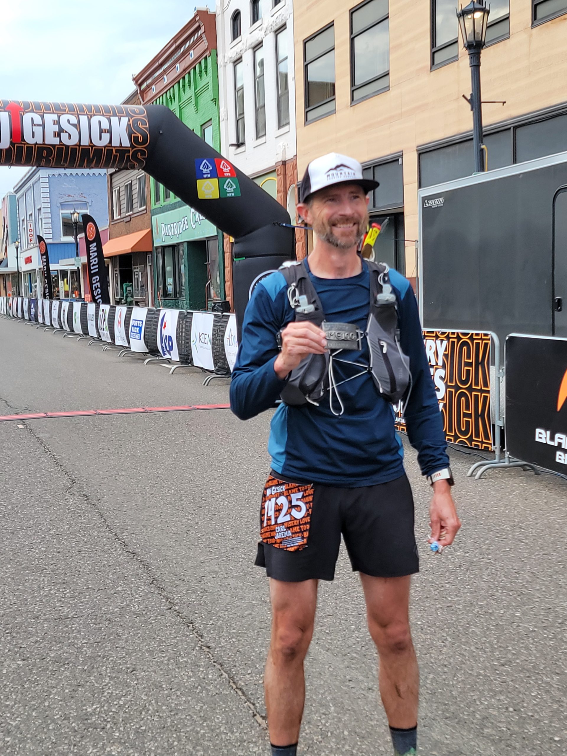 TRR athlete Carl Jarema finishing the Marji Gesick 100 Mile ultramarthon.